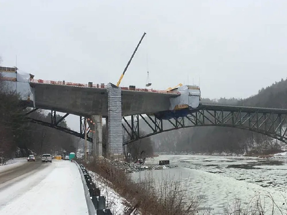 Lesner Bridge